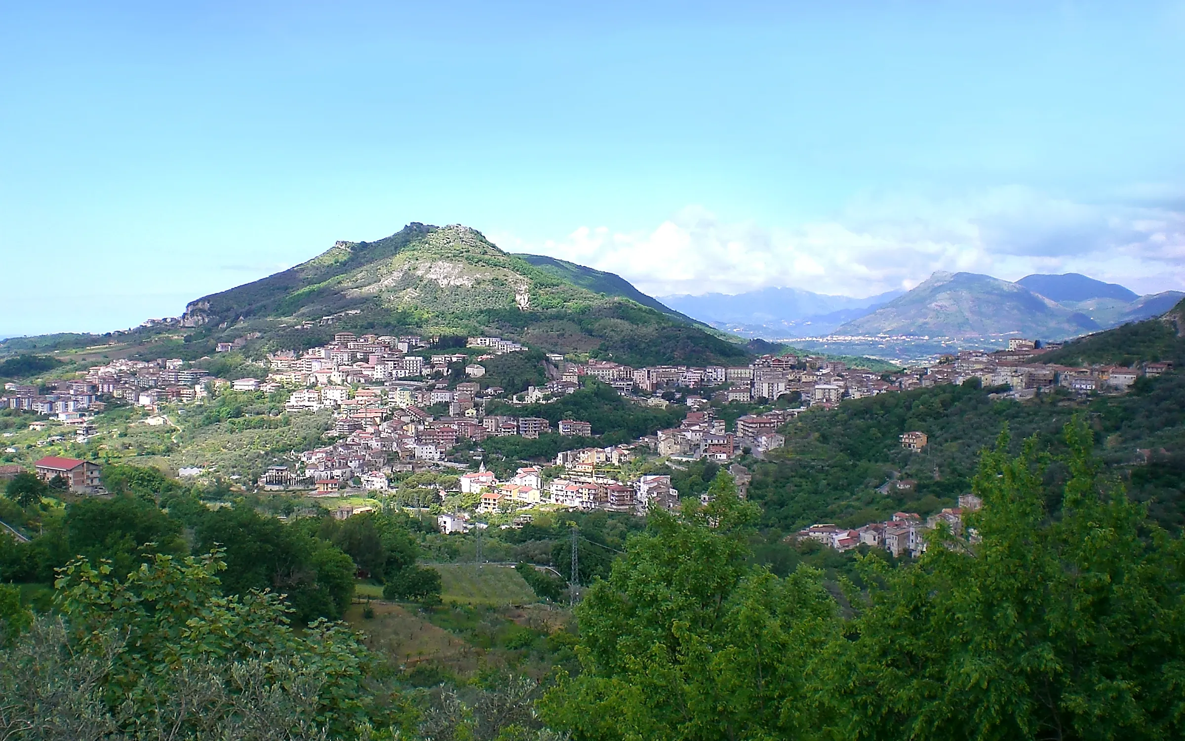 Montecorvino Rovella: veduta della città